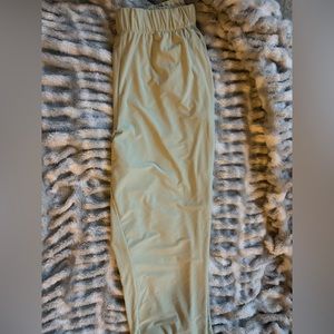 Zara pistachio elastic pants